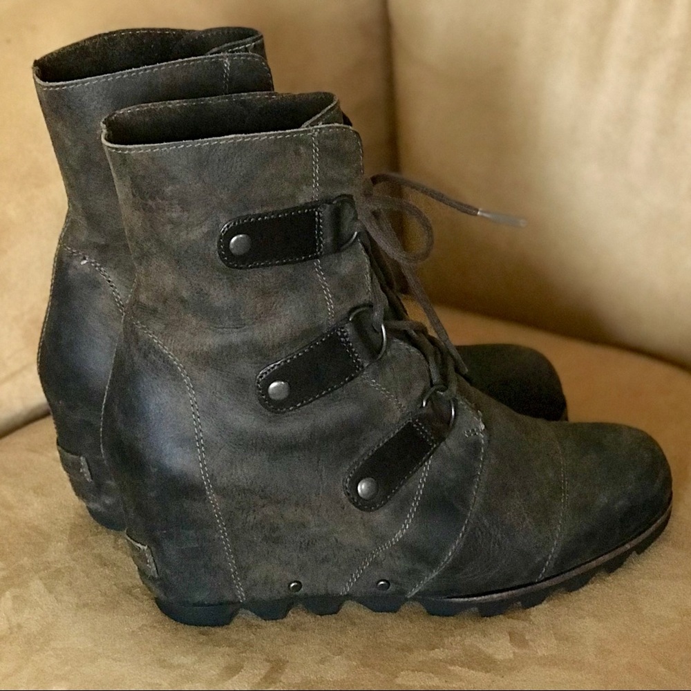 SOREL Joan of Arctic Wedge Boot